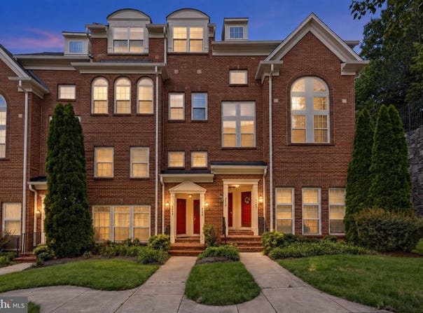 9585 WHEATS Way, MANASSAS PARK, VA 20111