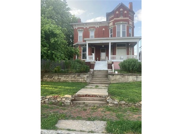 605 Atchison Street, Atchison, KS 66002
