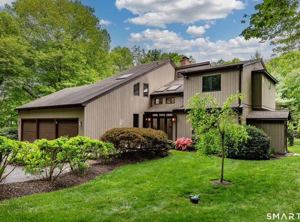 51 Long Meadow Road, Bethlehem, CT 06751