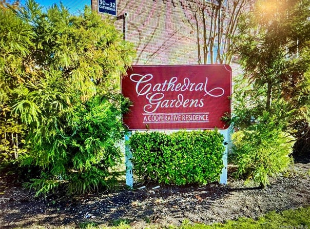 34 Cathedral Avenue, Hempstead, NY 11550