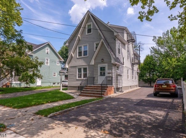 11 Evergreen Ave, Bloomfield Twp., NJ 07003-2999