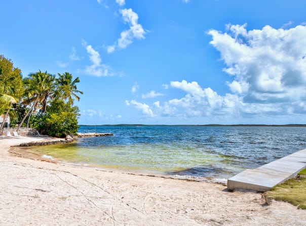 56 SE Marlin Avenue, Key Largo, FL 33037