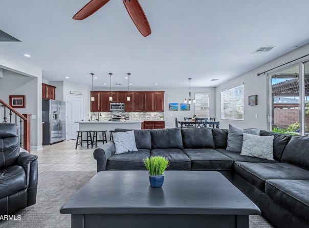 1938 E HAZELTINE Way, Gilbert, AZ 85298