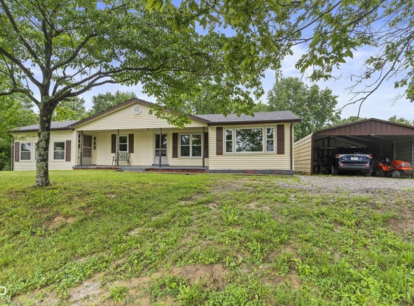 4907 E Lovers Lane, Lexington, IN 47138