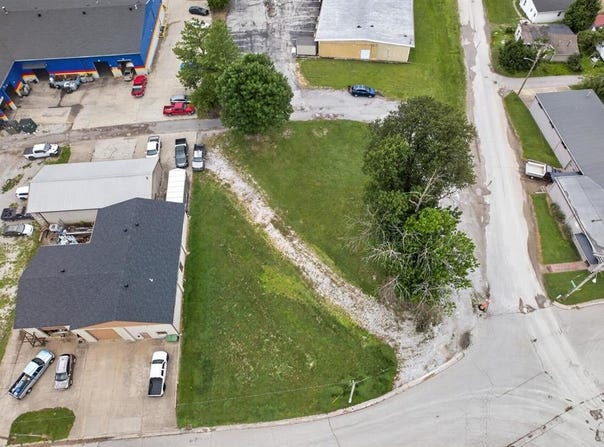 1714 Hall St, Owensboro, KY 42303