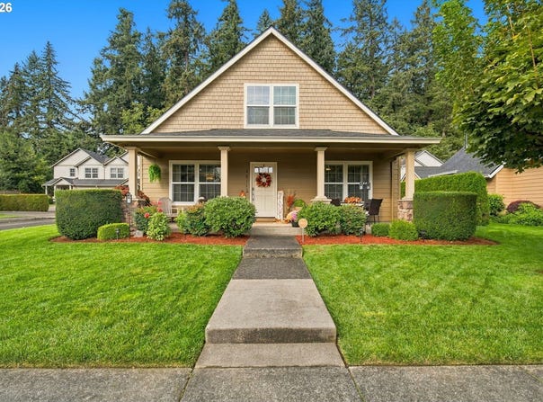 2011 N REDWOOD St, Canby, OR 97013
