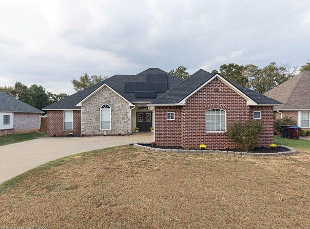 1505 Quebec DR, Fort Smith, AR 72908