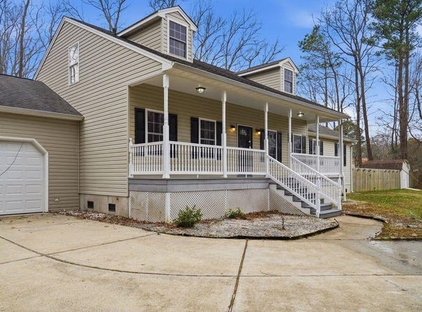 1704 Neptune Drive, Hampton, VA 23669