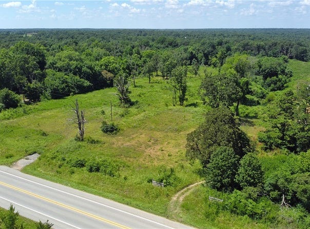 W Hiwasse Boulevard, Gravette, AR 72736