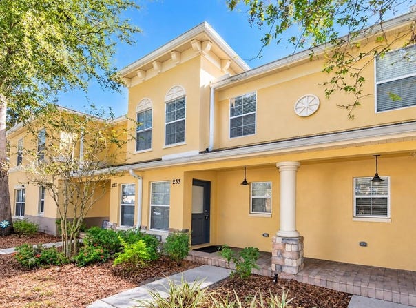 233 PENMARK STONE Place, VALRICO, FL 33594