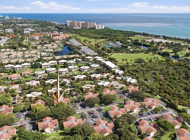 146 Seabreeze Cir, Jupiter, FL 33477