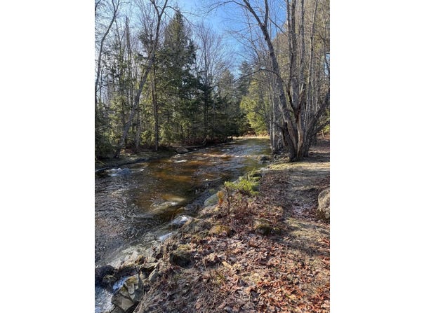 286 Upper Hostile Valley Road, Liberty, ME 04949