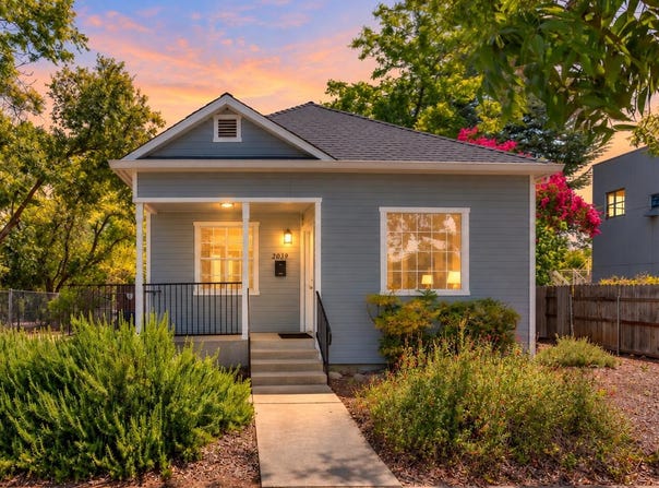 2037 Pine Street, Redding, CA 96001