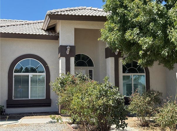 6439 Lime, Phelan, CA 92371