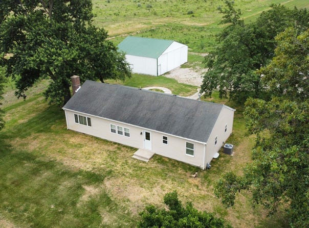 2489 E US Highway 52, Donovan, IL 60931