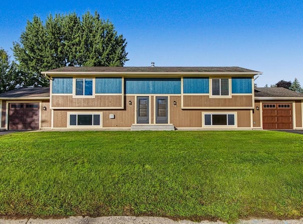 1381 Easter Lane, Eagan, MN 55123