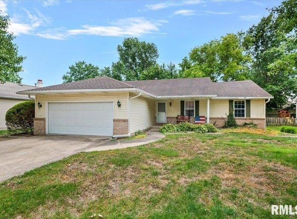 1216 Dani Lane, Springfield, IL 62712