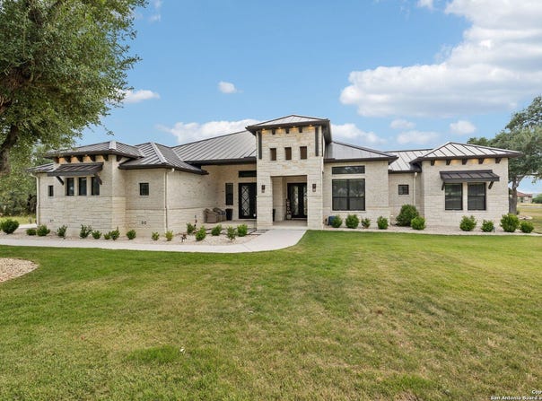 406 Arthur Ct, Spring Branch, TX 78070