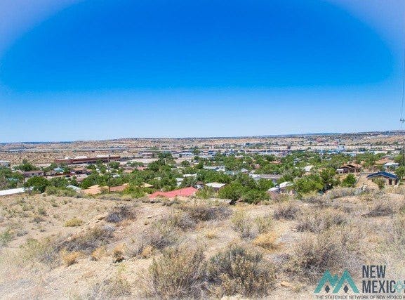 5th St, Gallup, NM 87301