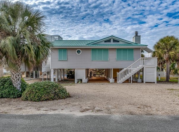 38 Sunrise Lane, Panacea, FL 32346