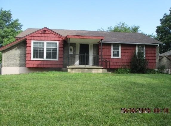 1001 NW Canterbury Road, Blue Springs, MO 64015