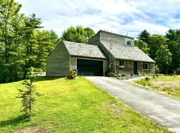 22 Union Street, Skowhegan, ME 04976