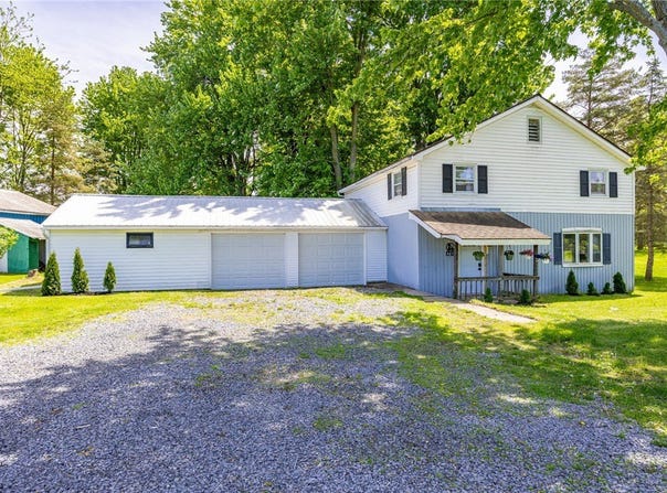 76 E Wright Avenue, Waterloo, NY 13165