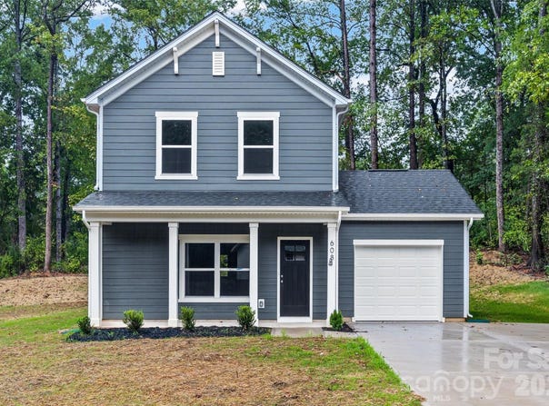 608 W Lewis Street, Dallas, NC 28034