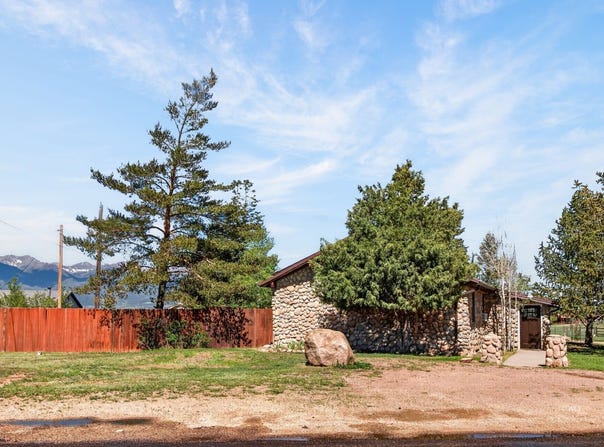 430 Broadway St, Silver Cliff, CO 81252