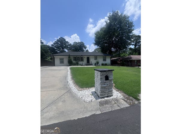 4100 Scott Drive, Forest Park, GA 30297