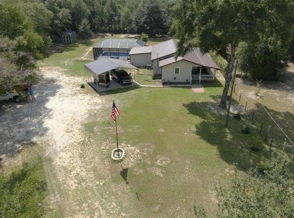 5655 Jv Woolley Road, Crestview, FL 32539