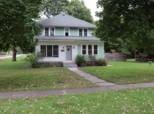 706 S Main Street, Westfield, WI 53964