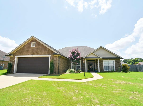 125 Rippavilla St, Saltillo, MS 38866