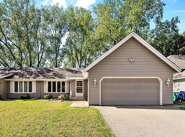 12885 Germane Avenue, Apple Valley, MN 55124