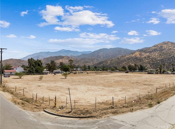 800 Charles, Banning, CA 92220