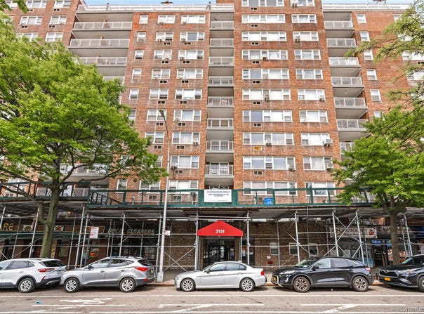 3131 Grand Concourse, Bronx, NY 10468