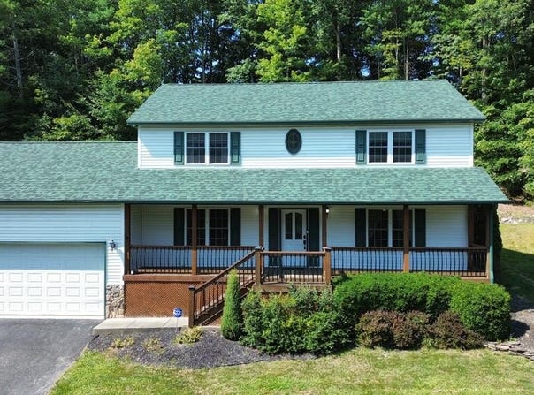 198 Mink Crossing, DANIELS, WV 25832