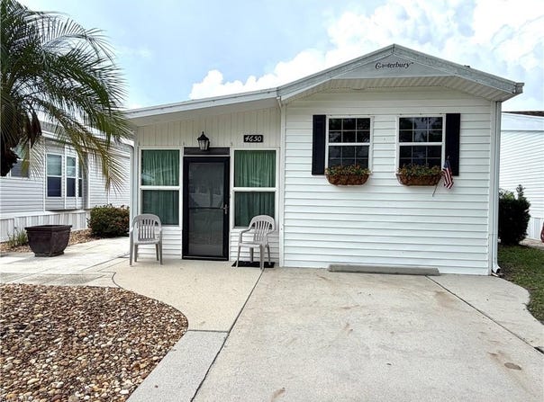 4650 Jefferson Davis Blvd W, ESTERO, FL 33928
