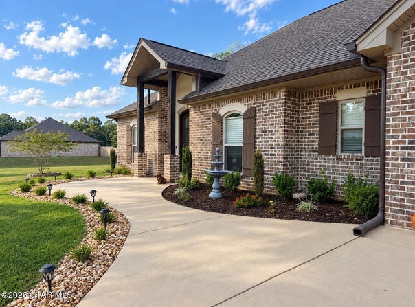 280 Abbey Road, Caledonia, MS 39740