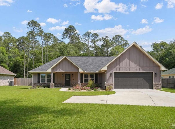 4986 Guernsey Rd, Pace, FL 32571