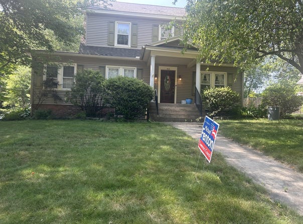 142 Springfield St, Springfield, MA 01107