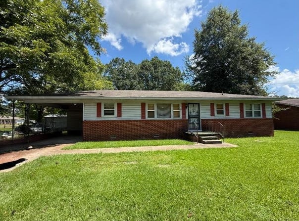 134 Buchanan Ave, Nettleton, MS 38858