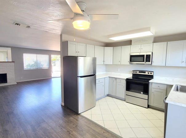 806 E 4Th, Escondido, CA 92025