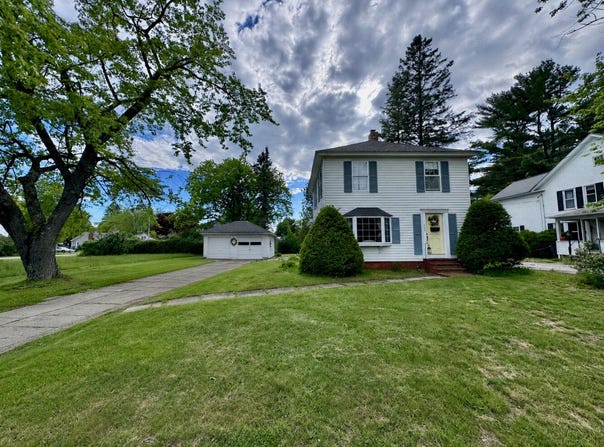 136 North Avenue, Skowhegan, ME 04976