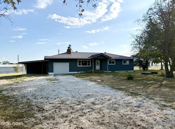 605 State Highway 76, Exeter, MO 65647