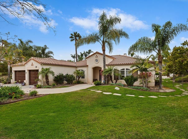 1707 Corte Jubilo, Camarillo, CA 93012