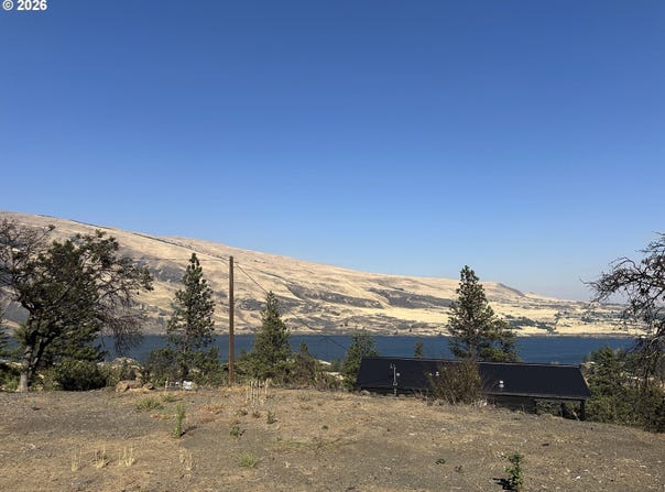 4545 BASALT St, TheDalles, OR 97058