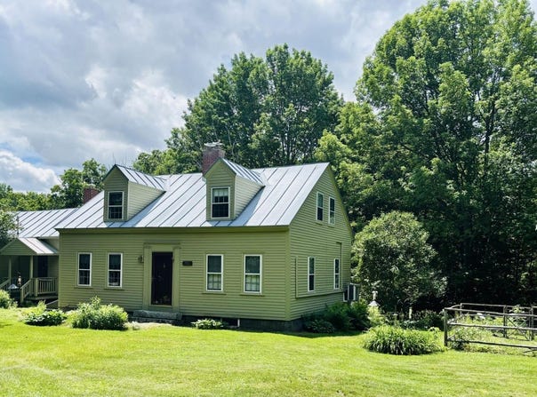 1012 West Road, Belgrade, ME 04917