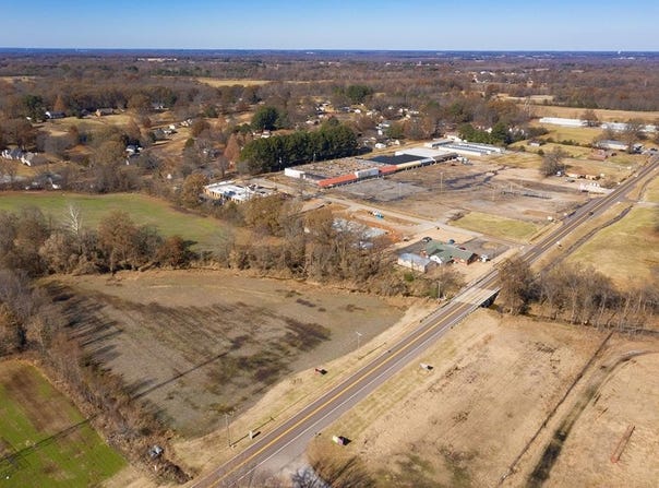 Lindell St, MARTIN, TN 38237