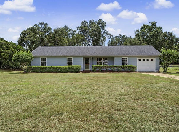 104 Honeysuckle, Albany, GA 31705